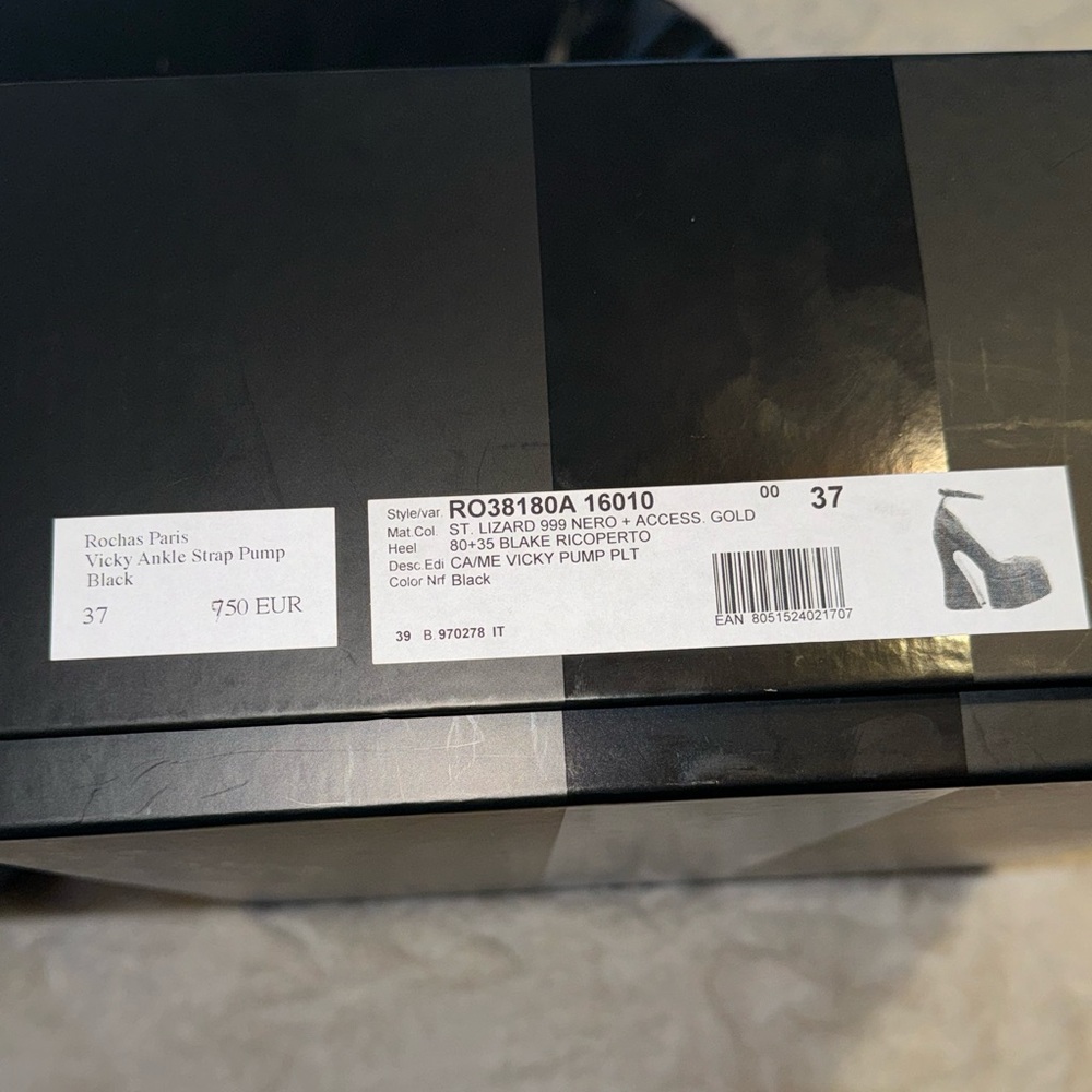 Brand New In Box Rochas Heels - Picture 7 of 7